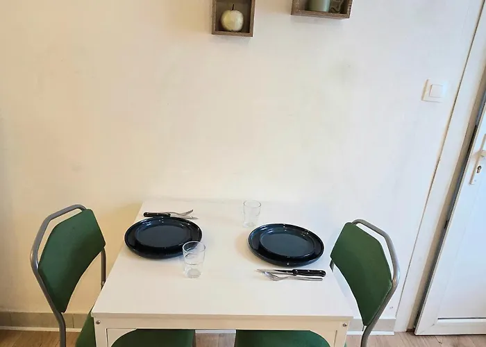 A L'oree De - Absolutehome *